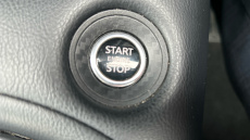 Nissan Juke 1.0 DiG-T 114 N-Connecta 5dr Petrol Hatchback